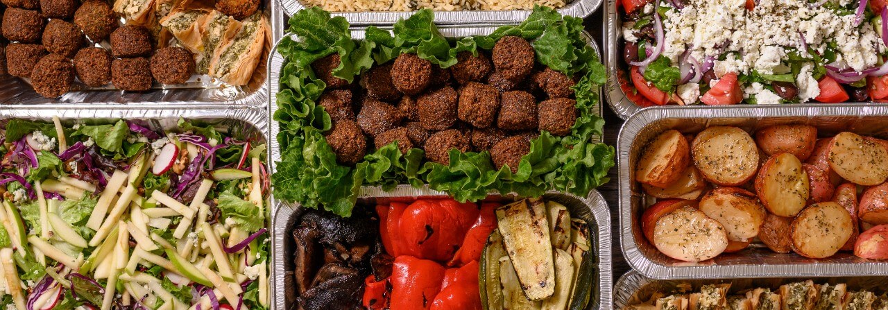 How to Prepare for a Successful Holiday Catering Event at the Office