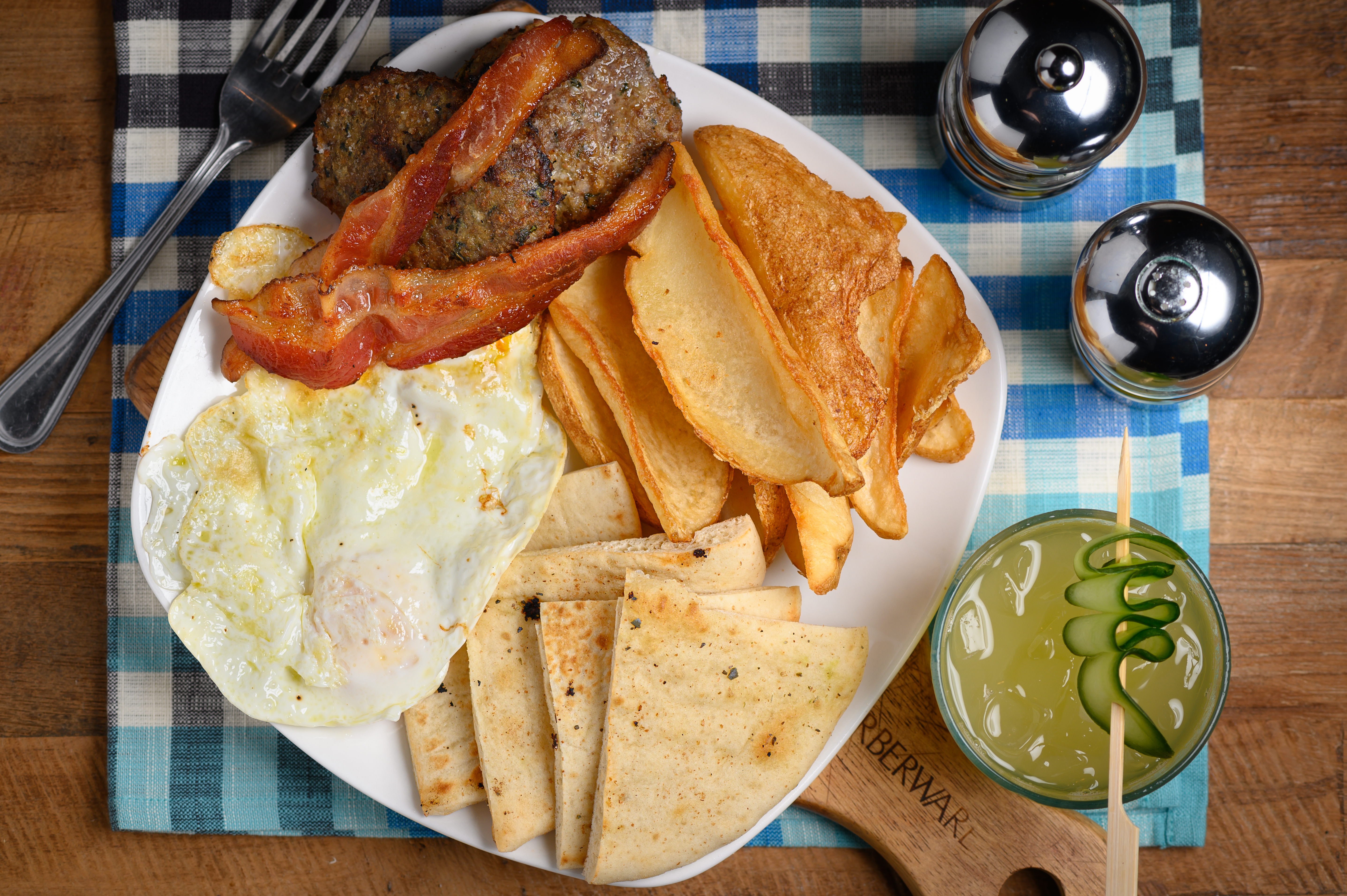 Treat Mom to a Special Mother's Day Brunch