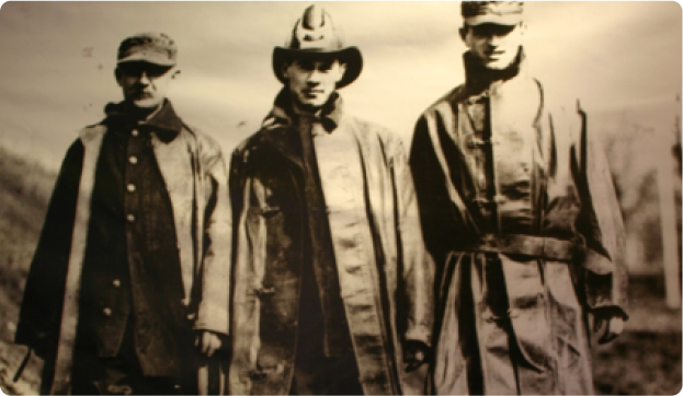Old Timey Fire fighters