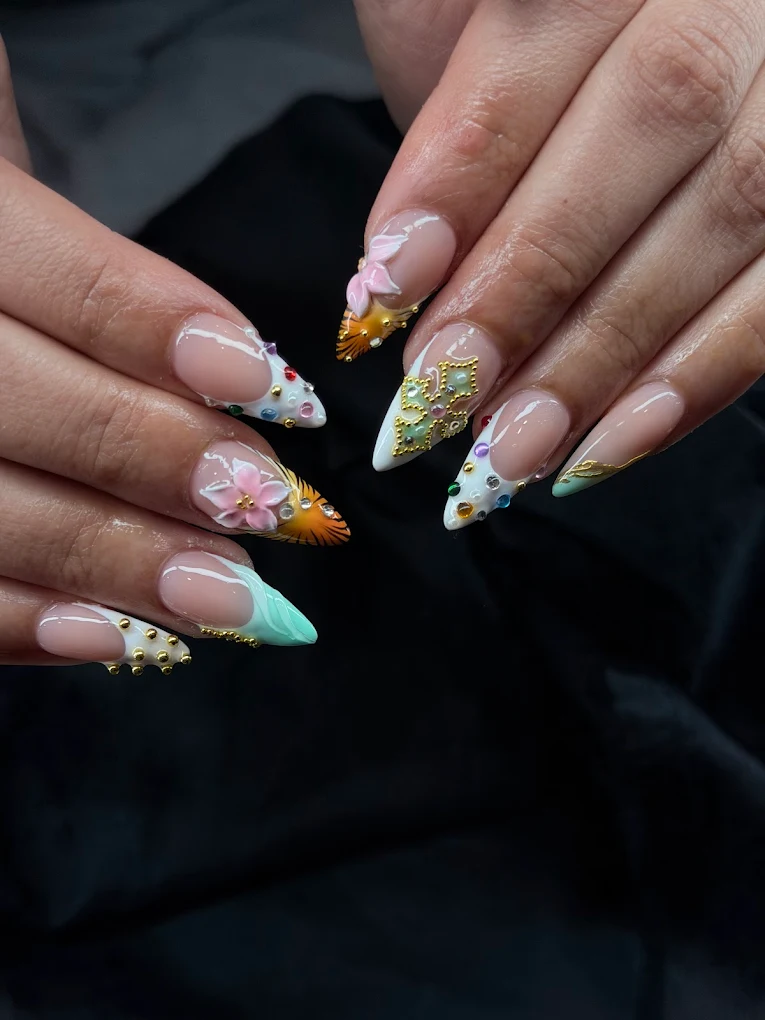 Chic Nails Gallery Media File 1