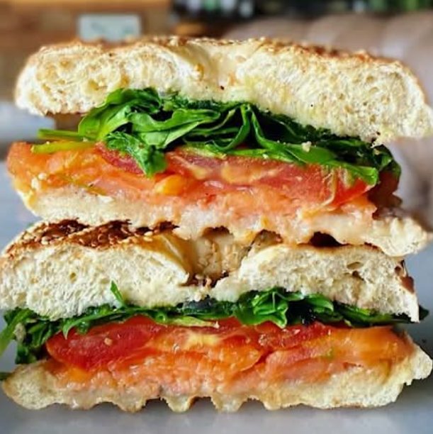 Lox Bagel Sandwich – Smoked Atlantic Salmon Spinach Red Onion Greek Yogurt Tomato | Living Green Cafe Fort Lauderdale