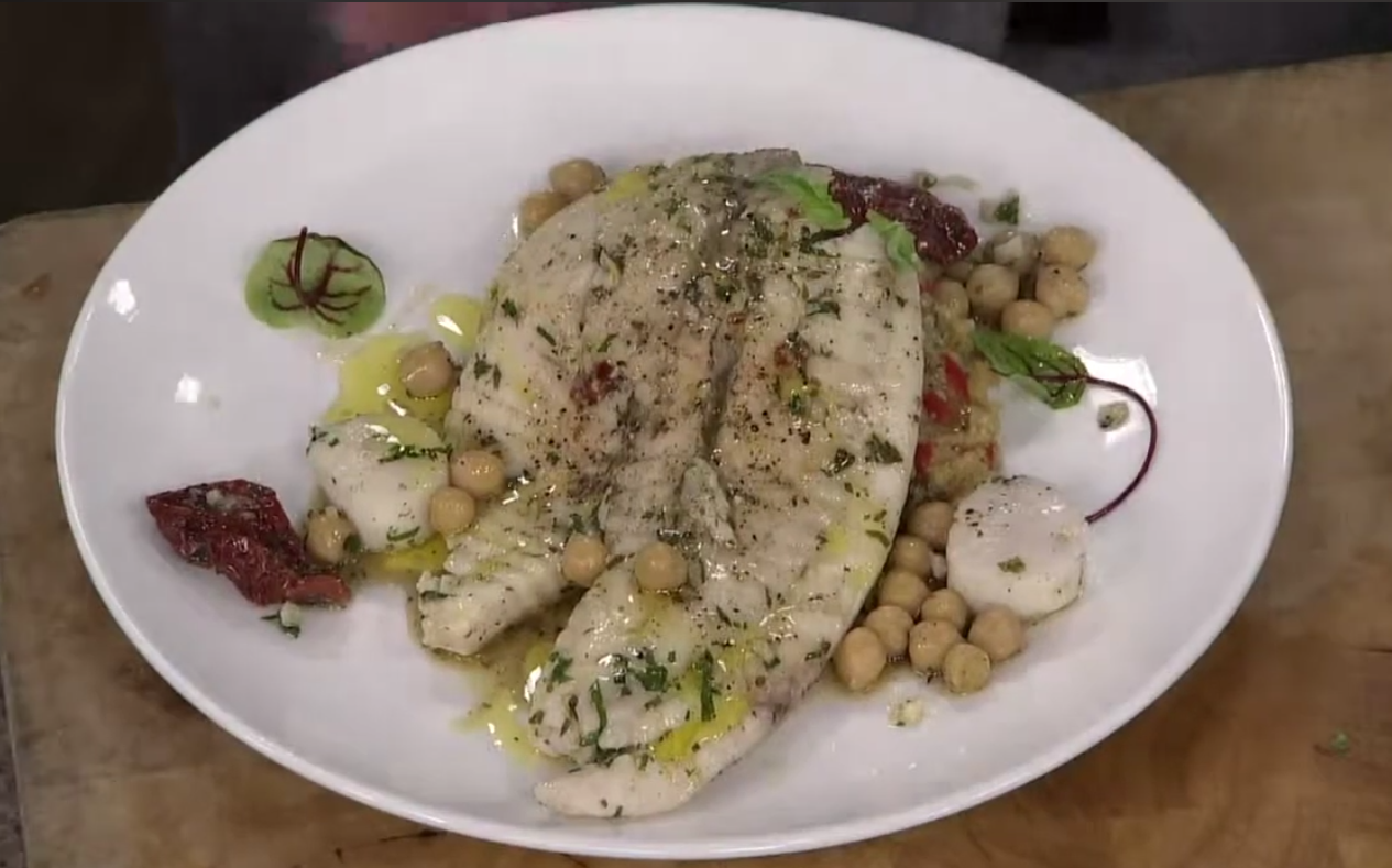 Tilapia filet and bay scallops with grits-style polenta