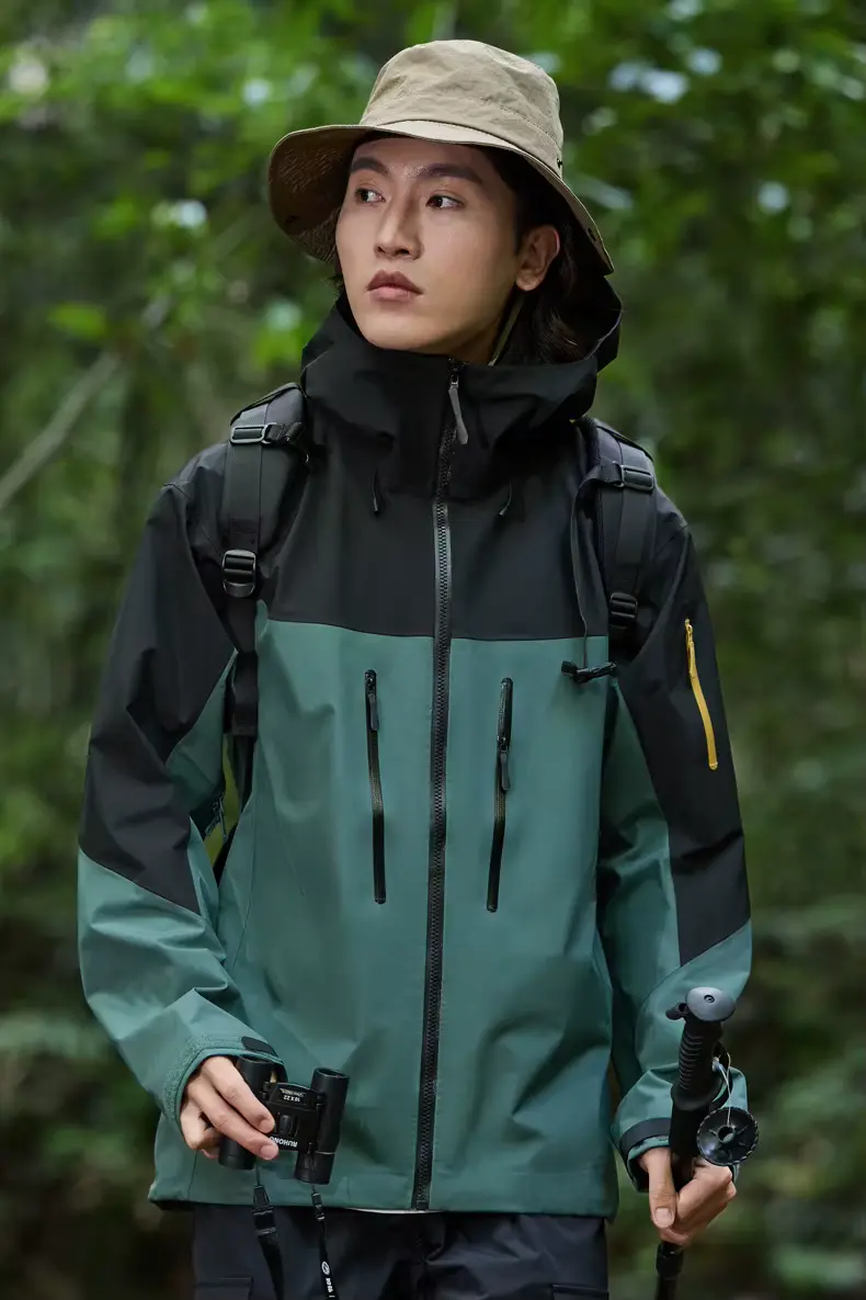 Outdoor & Sportswear Image