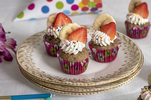 Strawberry and banana pupcakes Image