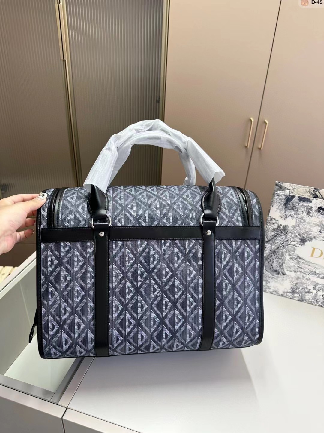 Louise is Grey Leather Carrier  Image 2