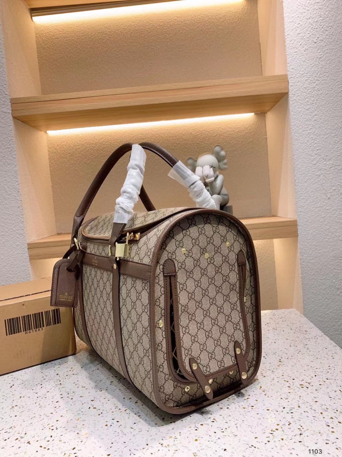 GG Brown Leather Carrier Image 0