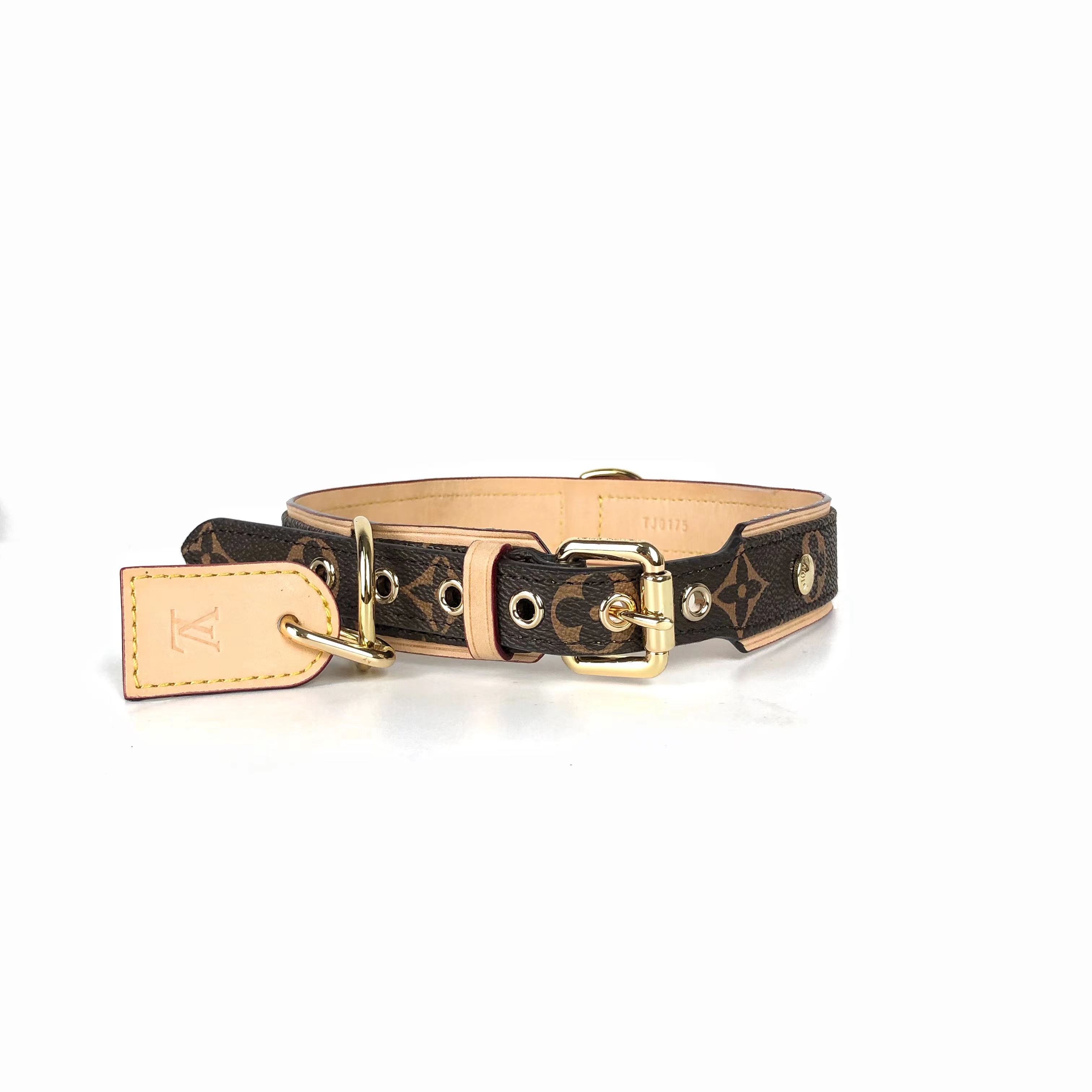 LV Collar & Leash Image 7