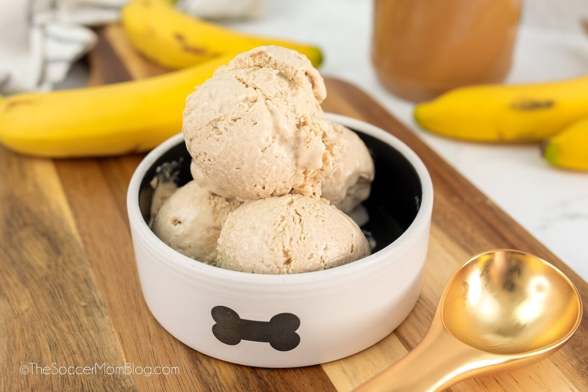 Peanut butter banana ice cream Image