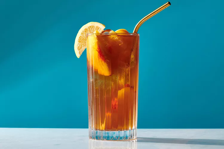 Summer Peach Tea Cocktail Image