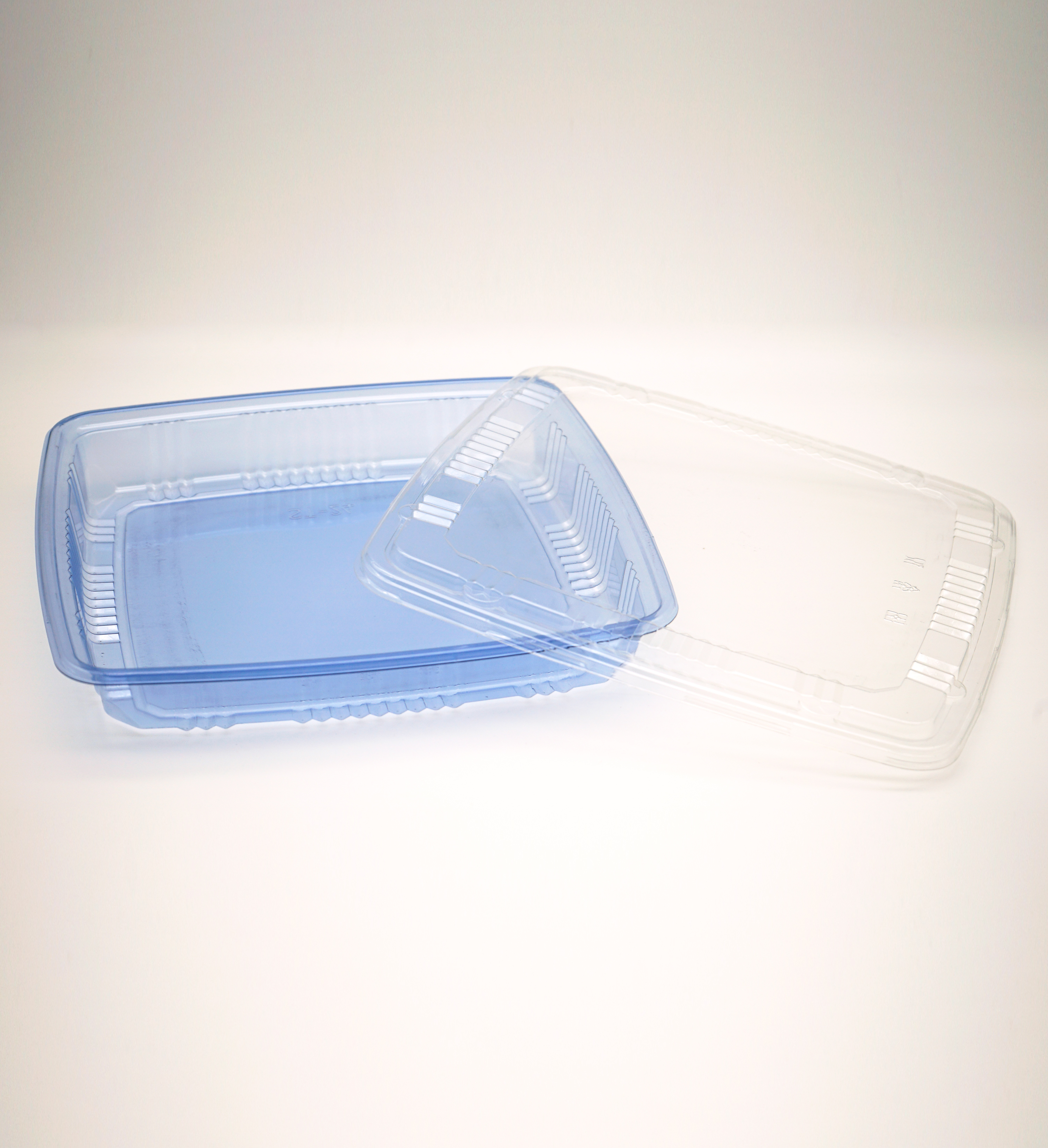 Blue PET Square Sushi Party Tray with Lid Image 1