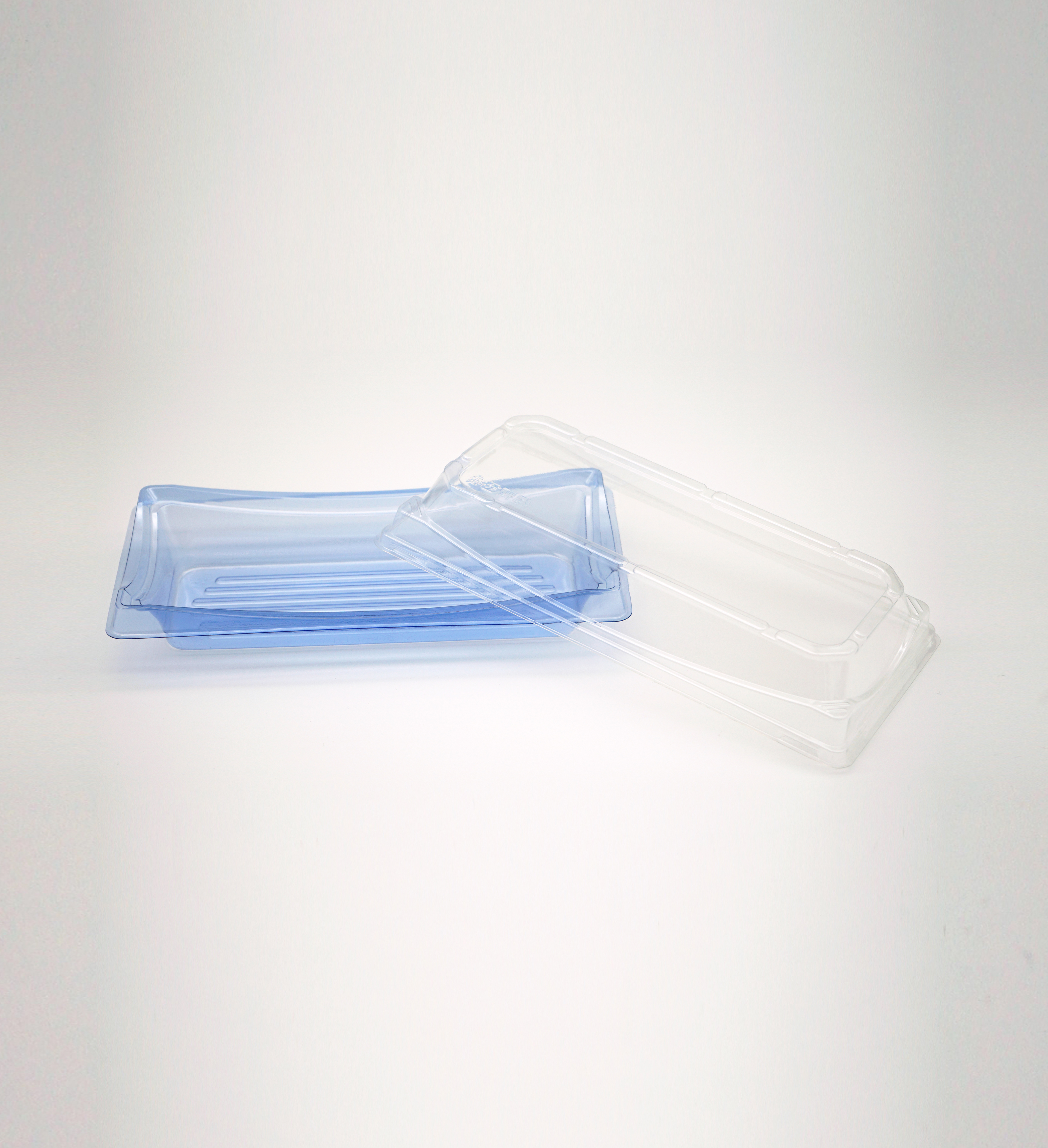 Blue PET Square Sushi Party Tray with Lid Image 1