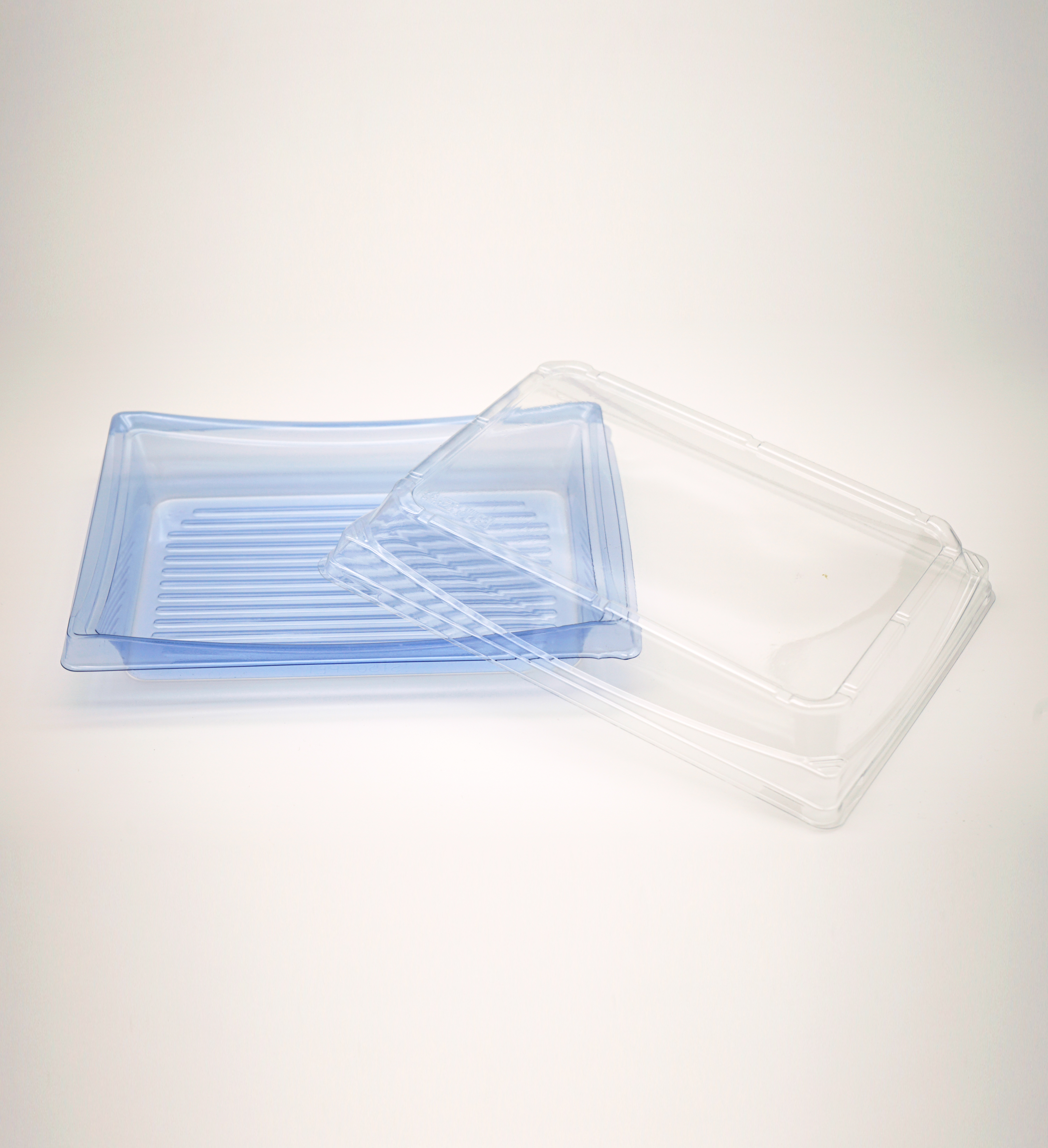 Blue PET Square Sushi Party Tray with Lid Image 1