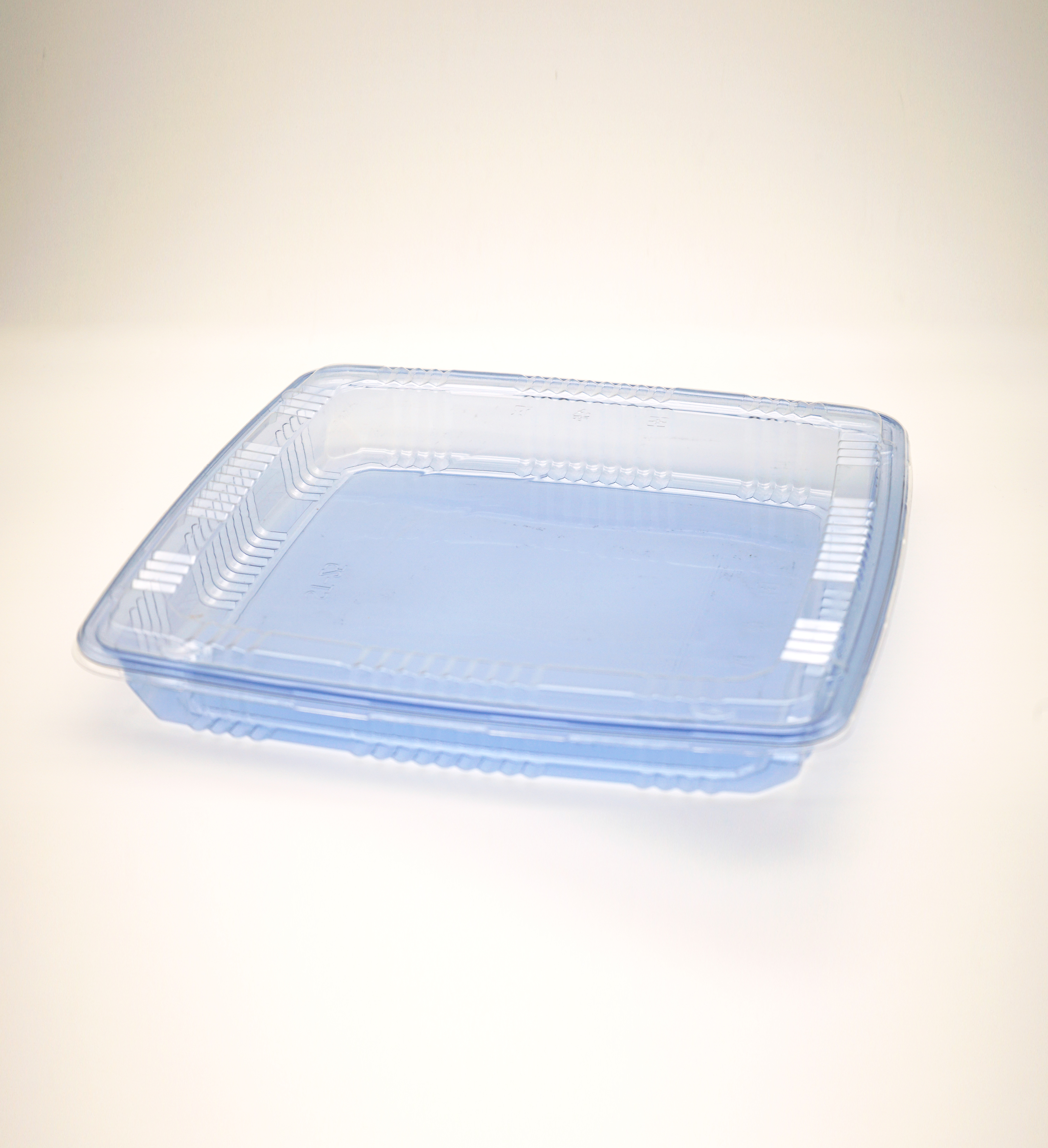 Blue PET Square Sushi Party Tray with Lid Image 0