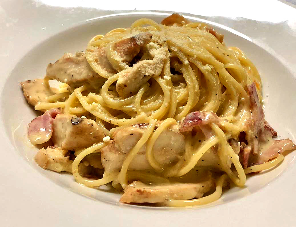 spaghettini-with-chicken-and-bacon
