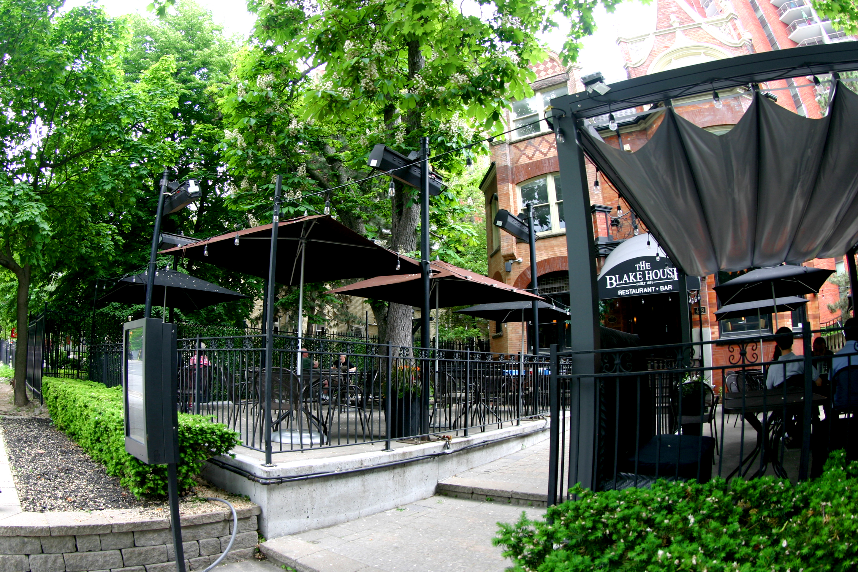 The blake house patio right side