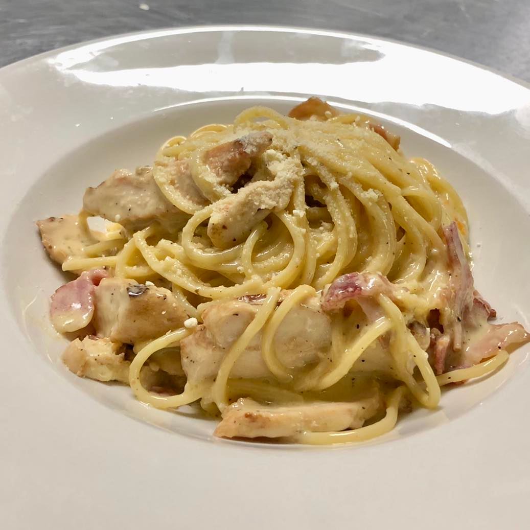 Spaghettini With Chicken And Bacon