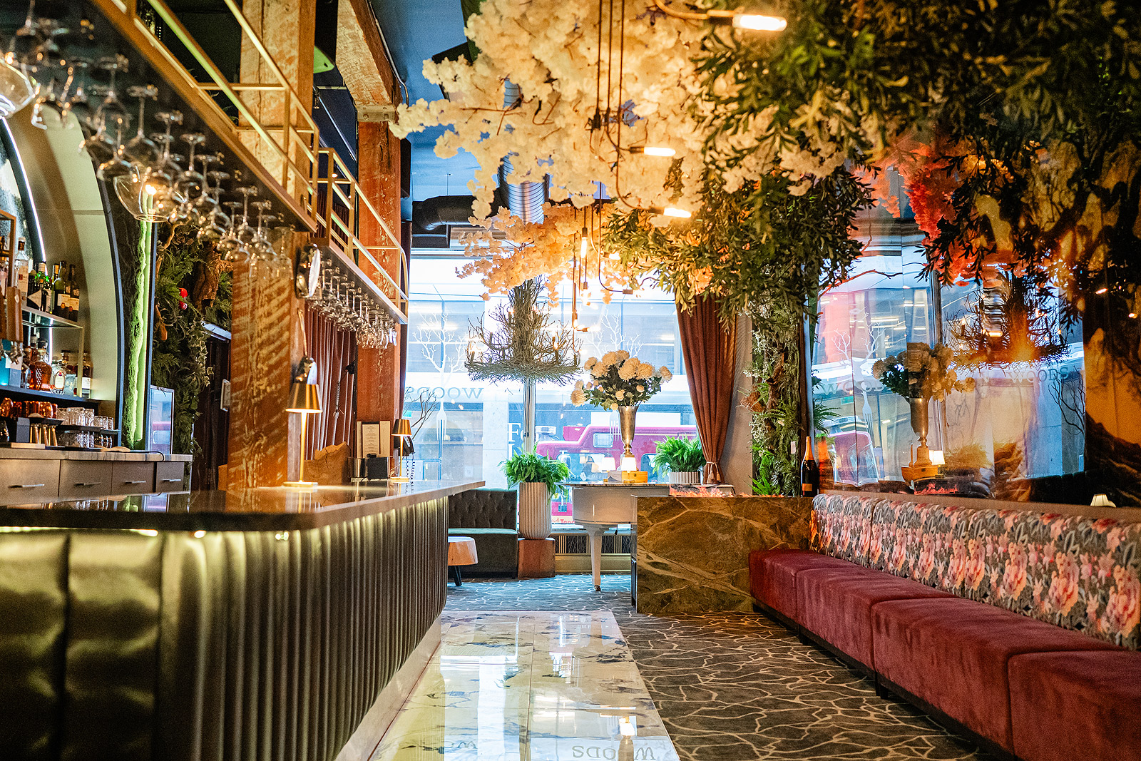 Cocktail events up to 150 people Image 1